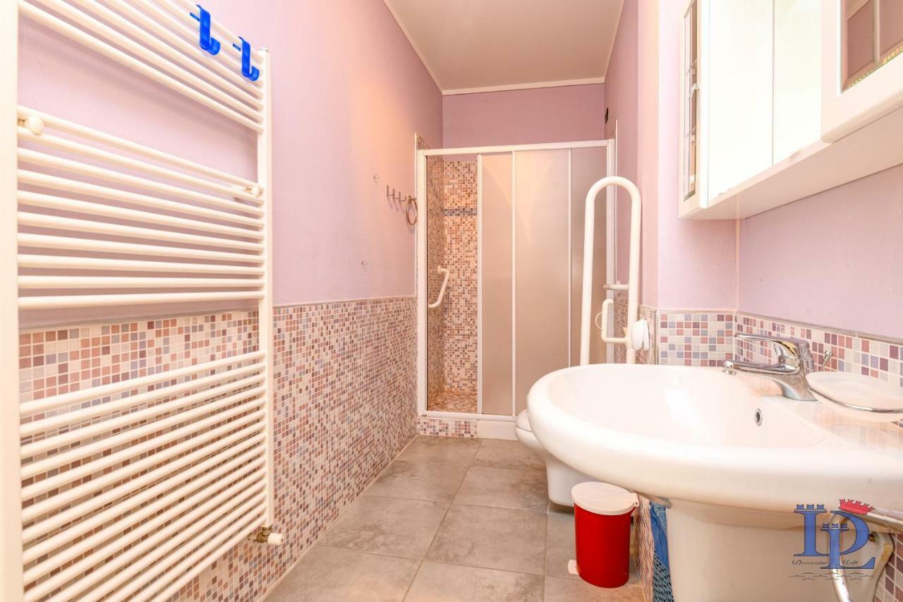 Desenzanoloft Official Partner Marriott Homes & Villas - Bea House, Sirmione With Private Garden And Share Pool Екстериор снимка